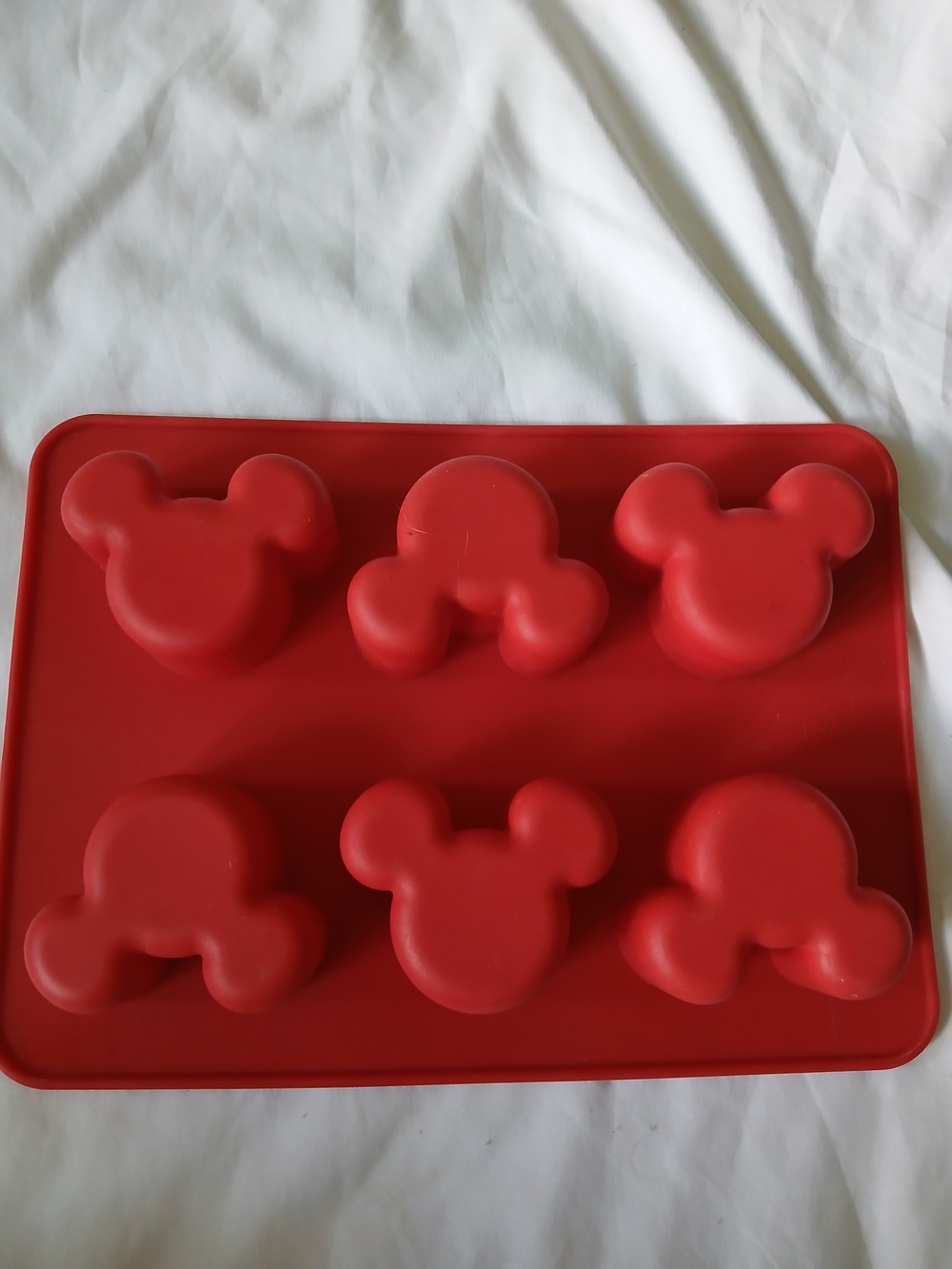 Disney silicone mold. mickey mouse Head Nwot